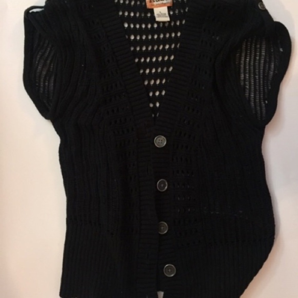 Sweater vest
